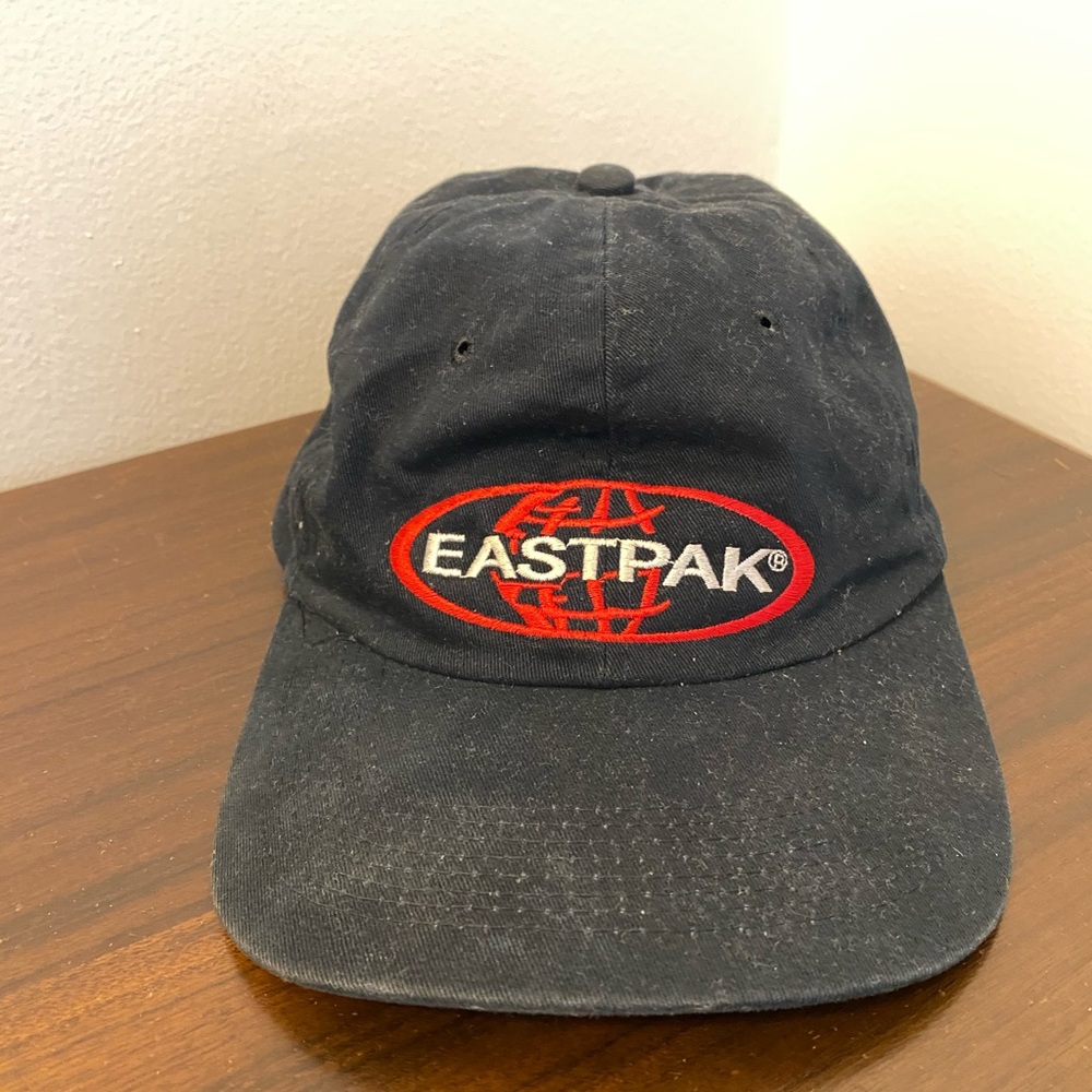 Eastpak adjustable hat